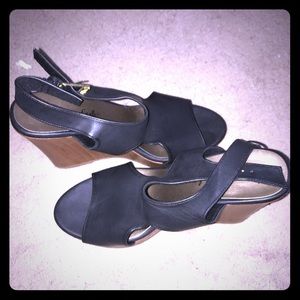 American Eagle Heels size 10